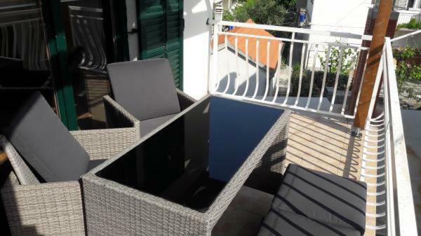 Apartmani Diana Biograd Na Moru Ngoại thất bức ảnh